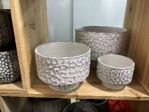 Cement pot on stem